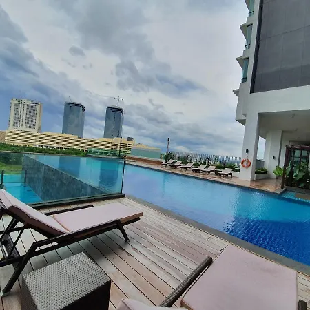 Southkey Mosaic Mid Valley Johor Bahru Exterior photo