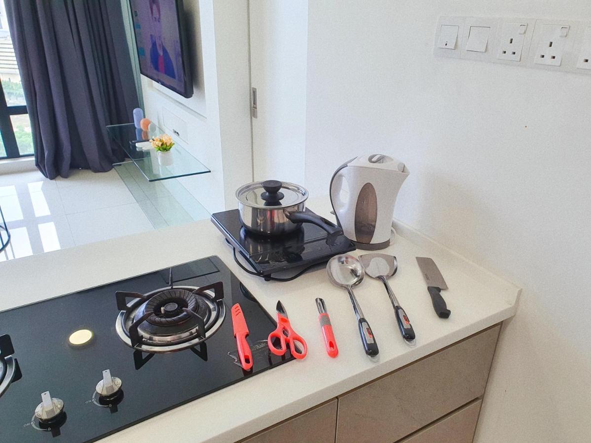 Southkey Mosaic Mid Valley Apartment *