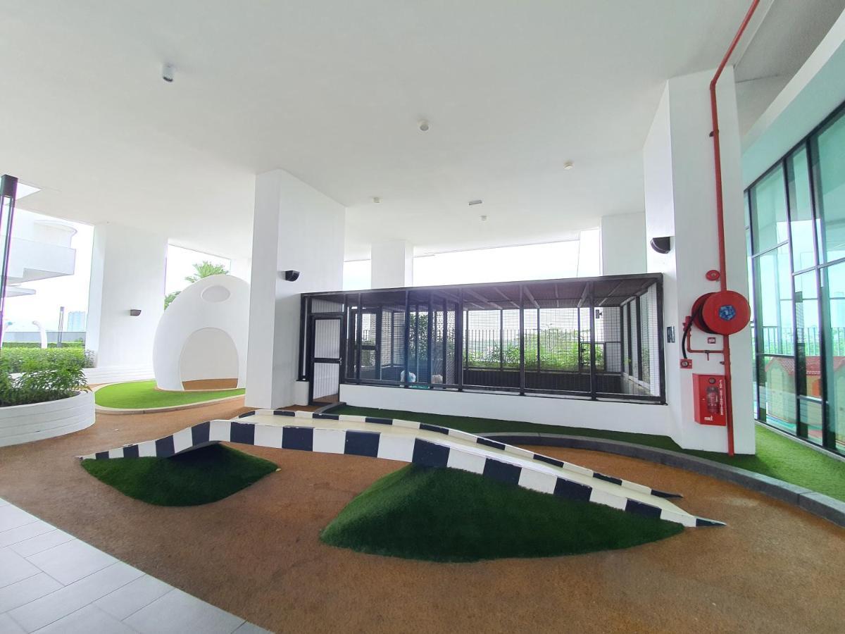 Southkey Mosaic Mid Valley *